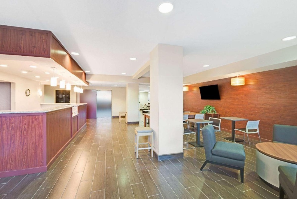 Microtel Inn & Suites By Wyndham Urbandale/Des Moines Image 6