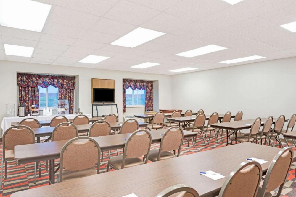 Microtel Inn & Suites By Wyndham Urbandale/Des Moines